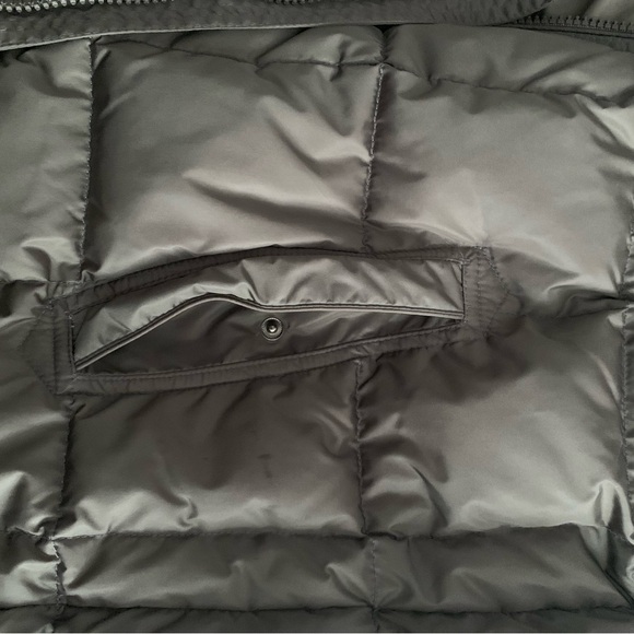 Massimo Dutti Quilted Down Men’s Vest - Picture 4 of 8